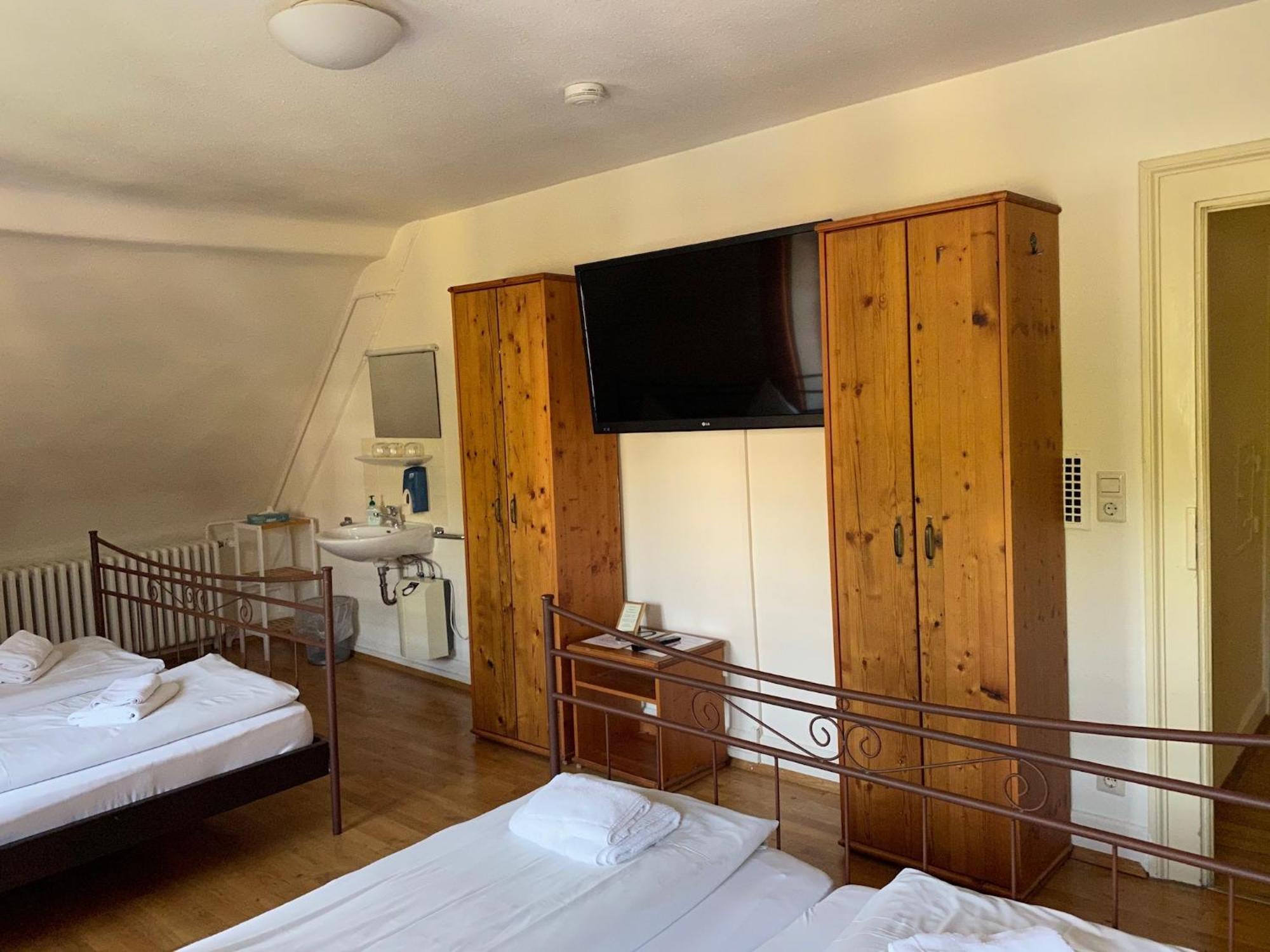 Hotel Gasthaus Schuetzen Freiburg im Breisgau Szoba fotó